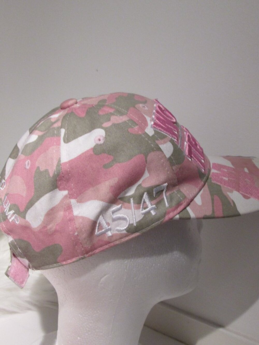 WOMEN for TRUMP pink Camo Adjustable baseball cap Donald Trump Baseball - Picture 3 of 5